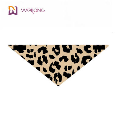 Poly Poplin Leopard Print การปรับแต่งผ้าพันคอสัตว์เลี้ยงการพิมพ์ดิจิตอลผ้าพันคอสุนัขขนาดเล็ก