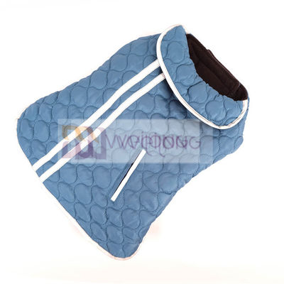 เสื้อสุนัขลายสก๊อตแบบย้อนกลับ Windproof แถบสะท้อนแสง Poly Pongee Waterproof Dog Jacket